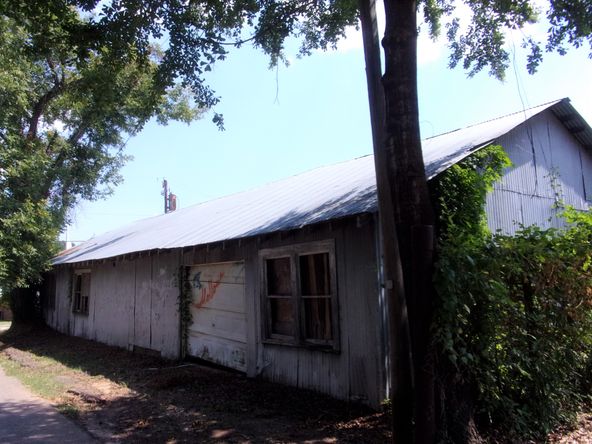 200 S Mill St, Henderson, TX 75654